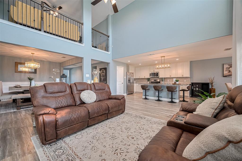 1410 Palmer Crest Lane, Missouri City, Texas image 12