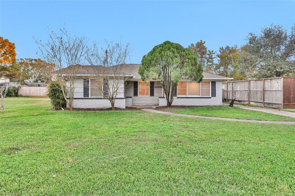 4803 Pine Street, Bellaire, Texas image 1