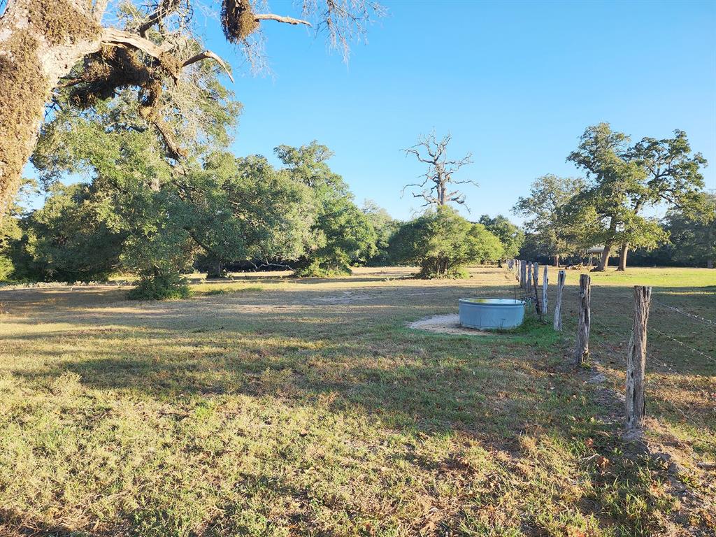 1070 Henneke Rd, Cat Spring, Texas image 3