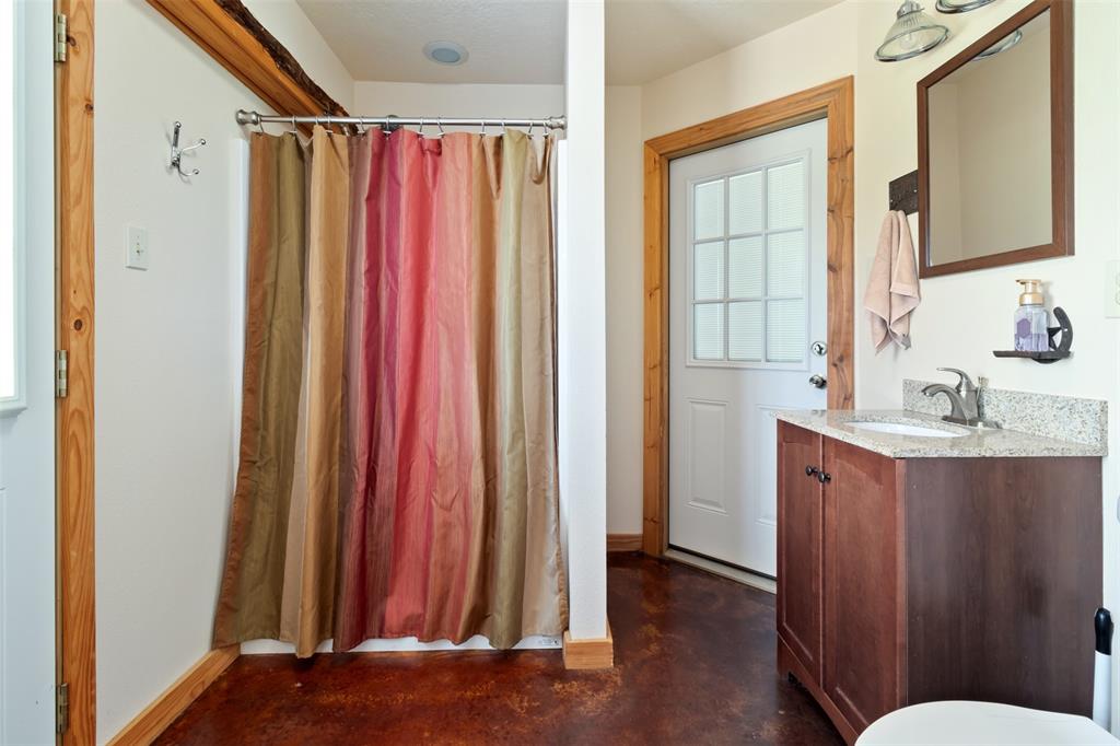 1750 County Road 3211, Jewett, Texas image 36