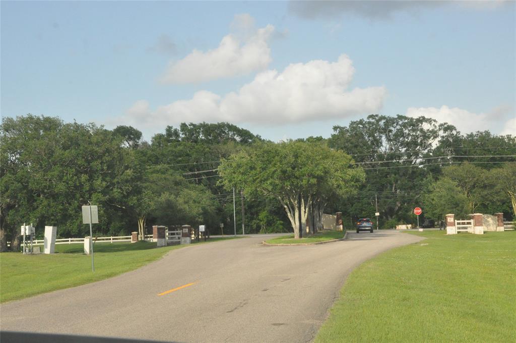 1414 Lakeland Circle, Rosharon, Texas image 15