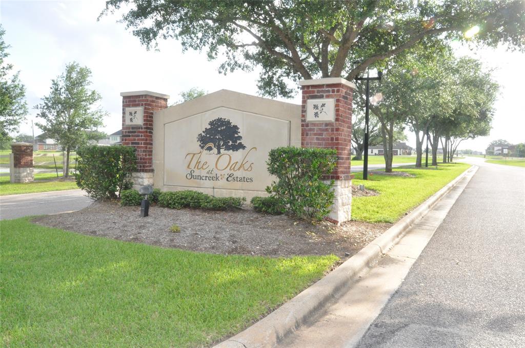 1414 Lakeland Circle, Rosharon, Texas image 5
