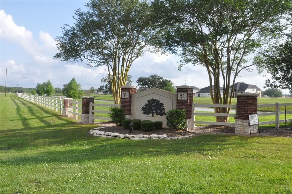 1414 Lakeland Circle, Rosharon, Texas image 7