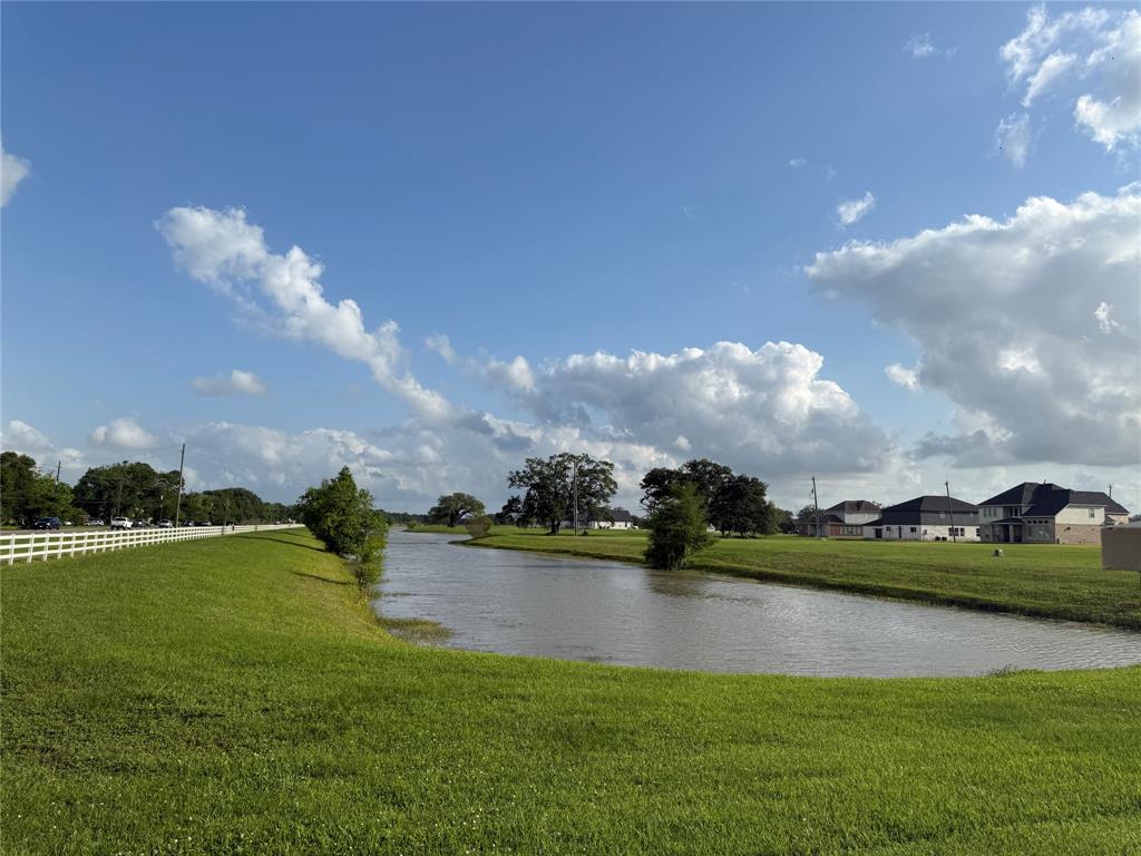 1414 Lakeland Circle, Rosharon, Texas image 10