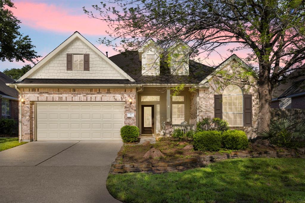 31 E Royal Mews, The Woodlands, Texas image 1