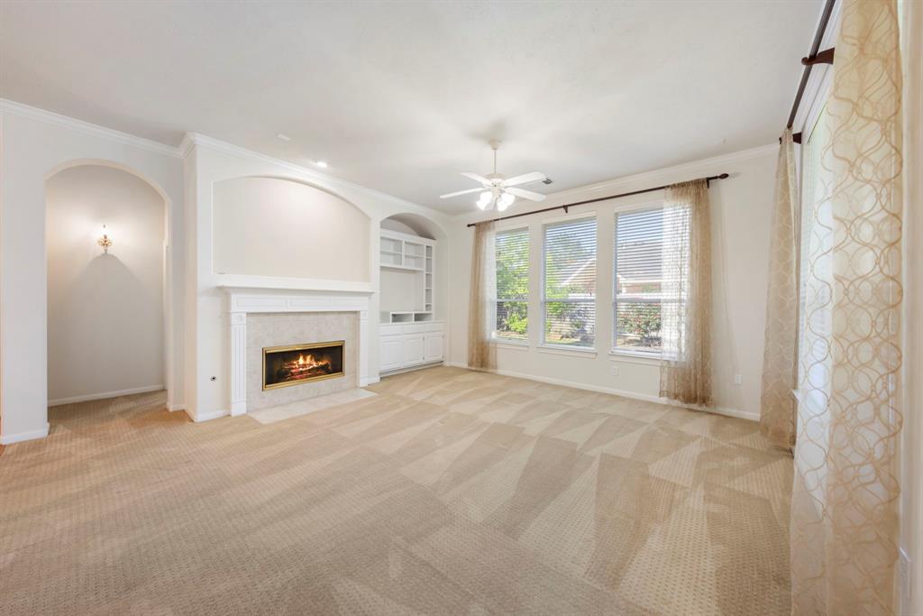 31 E Royal Mews, The Woodlands, Texas image 11