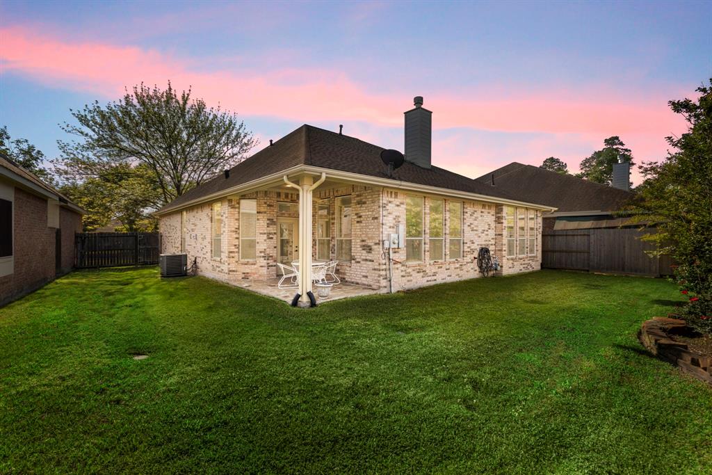 31 E Royal Mews, The Woodlands, Texas image 23