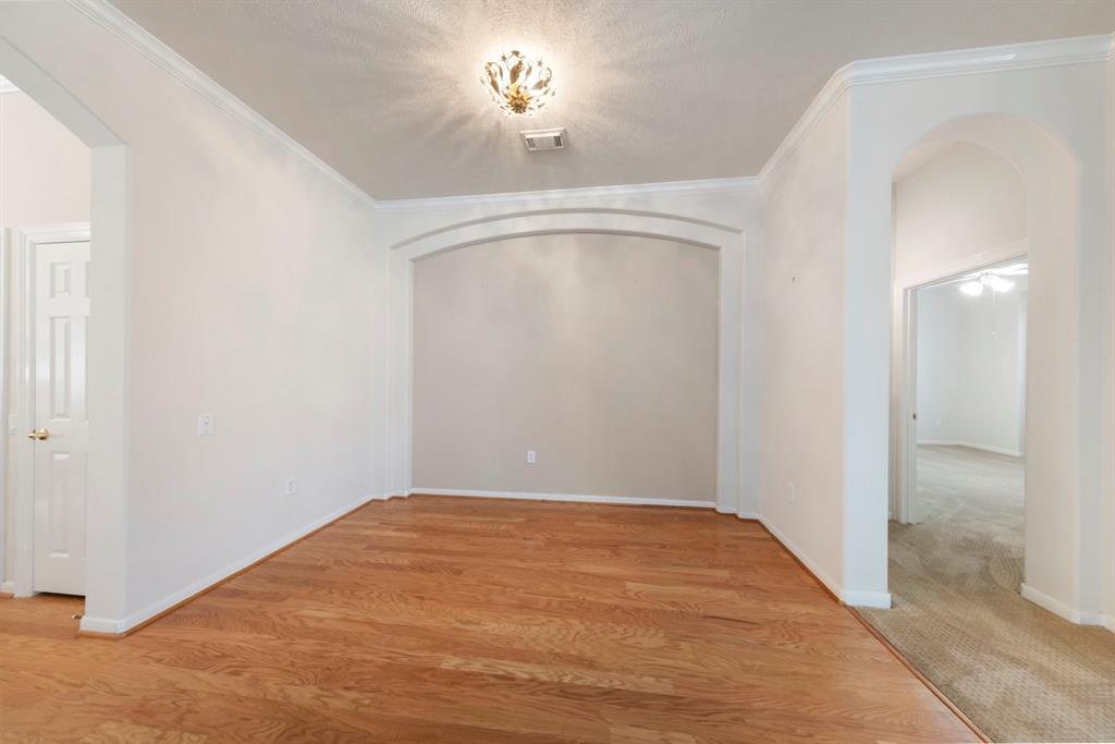 31 E Royal Mews, The Woodlands, Texas image 6