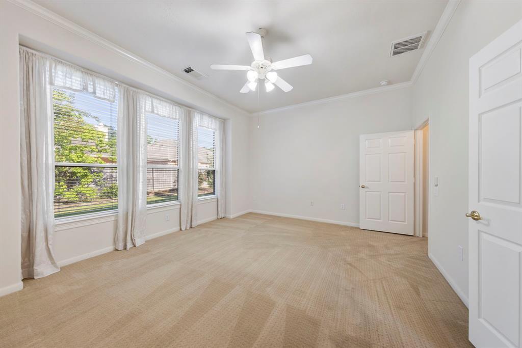 31 E Royal Mews, The Woodlands, Texas image 13