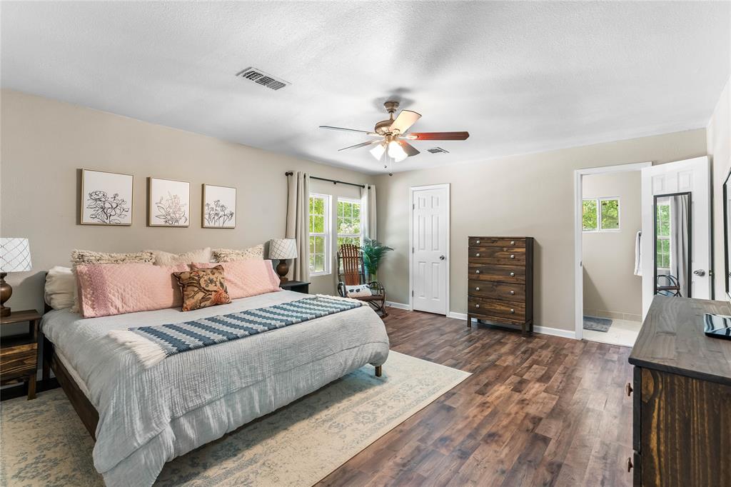 1372 Mohawk Drive