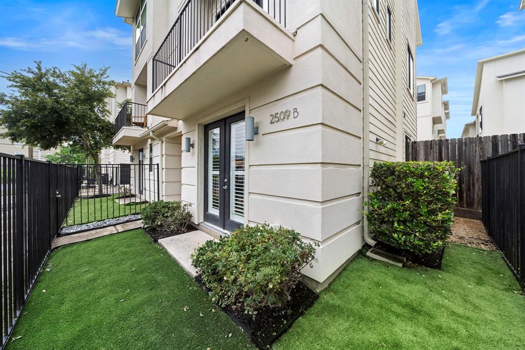 2509 Garrow Street #B, Houston, Texas image 25