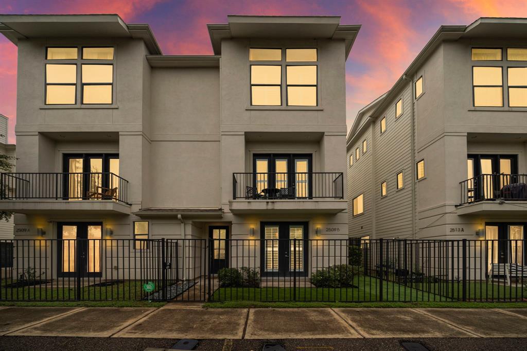 2509 Garrow Street #B, Houston, Texas image 37