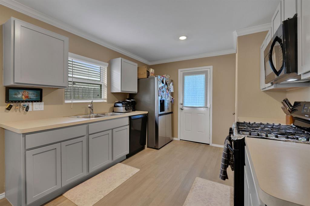 8626 Bar Harbor Drive, Baytown, Texas image 13
