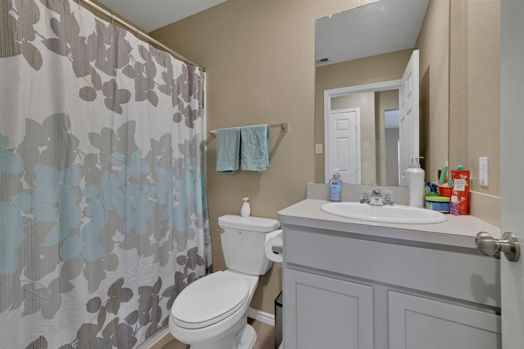 8626 Bar Harbor Drive, Baytown, Texas image 20