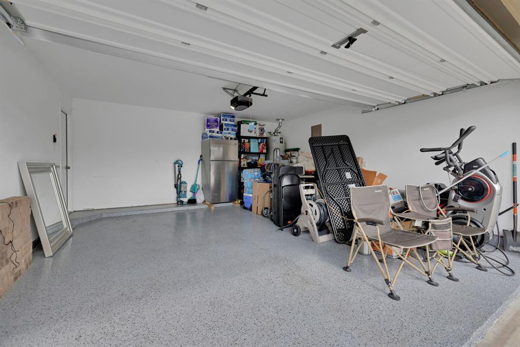 8626 Bar Harbor Drive, Baytown, Texas image 26