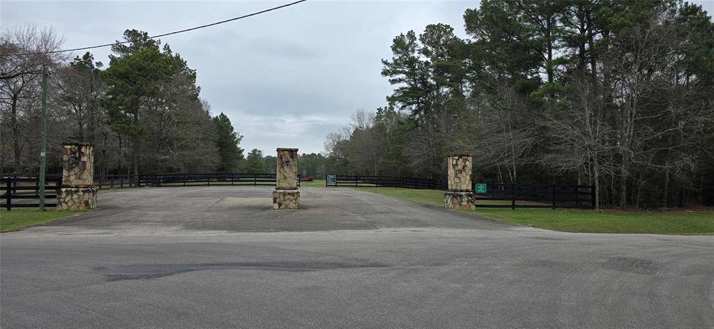 9456 Parkview Drive, Waller, Texas image 8