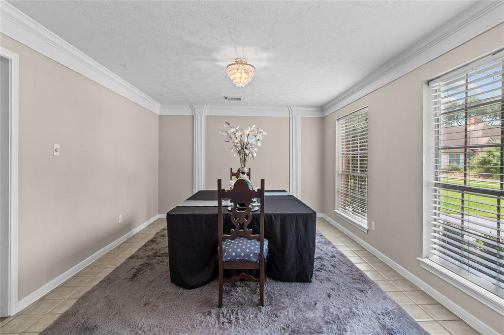 2109 Bay Hill Drive