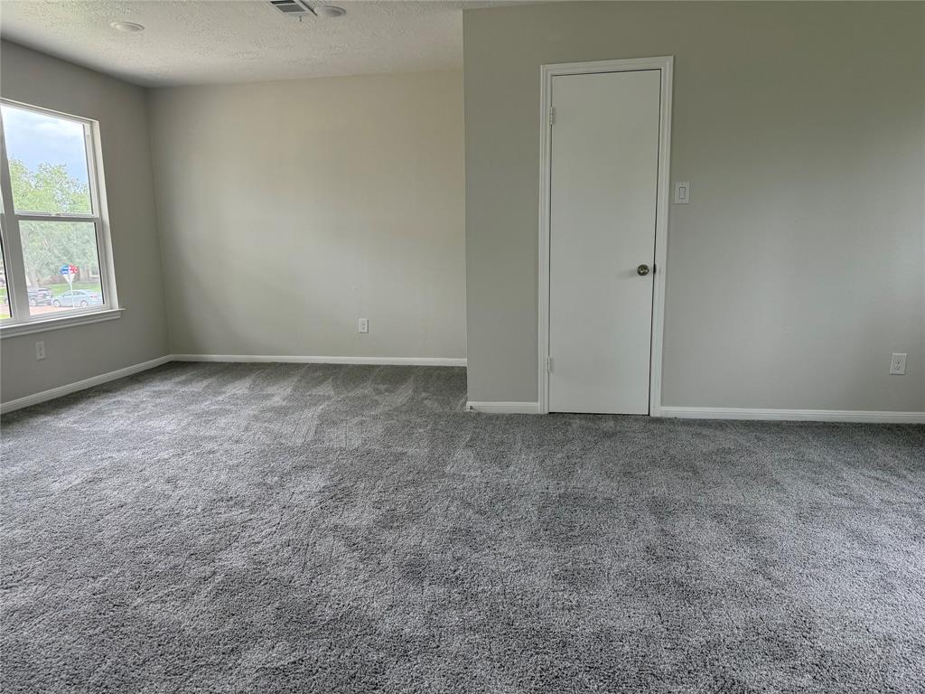 1223 Gentle Bend Drive, Missouri City, Texas image 18