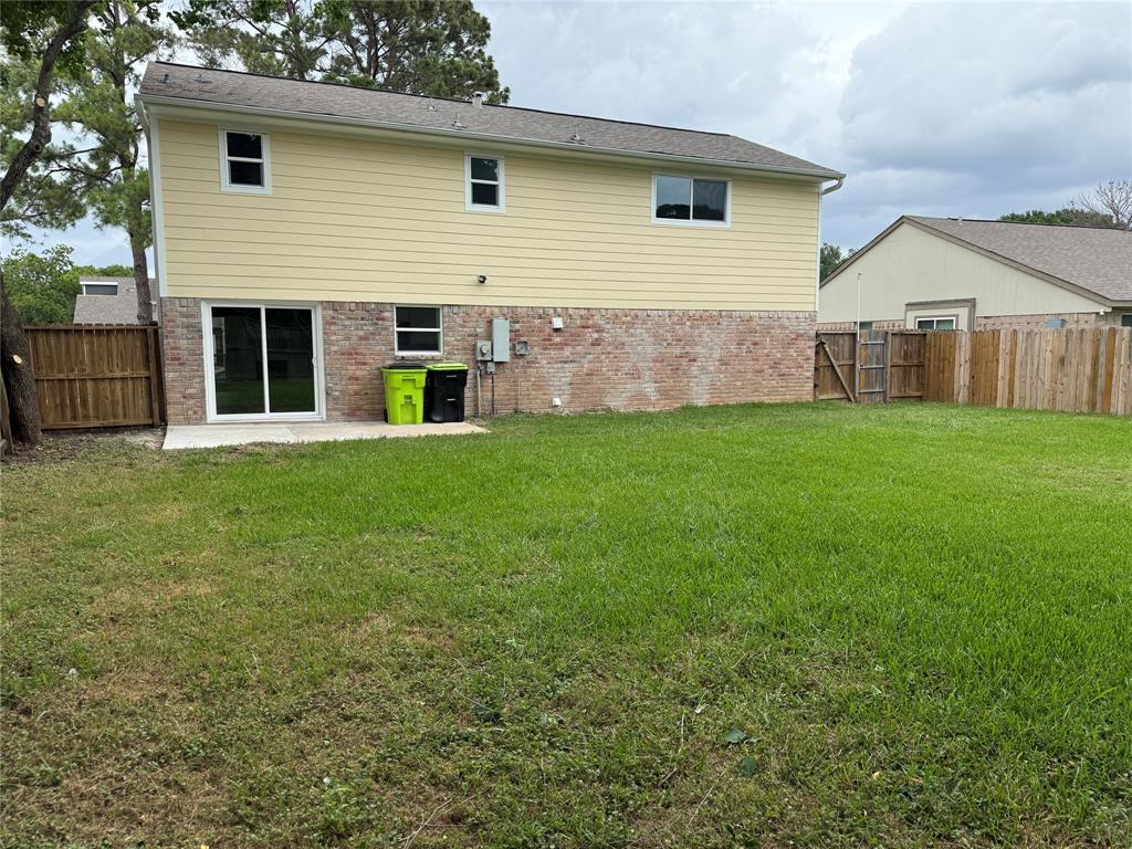 1223 Gentle Bend Drive, Missouri City, Texas image 21