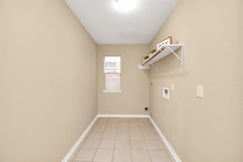 3025 High Plains Drive, Katy, Texas image 14
