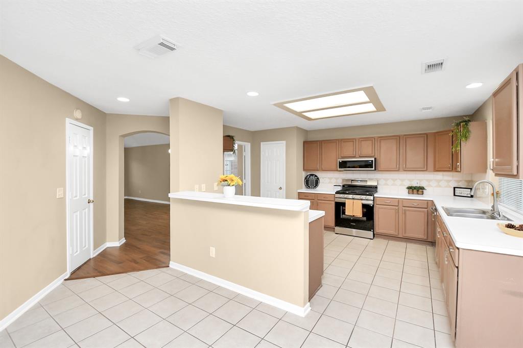 3025 High Plains Drive, Katy, Texas image 16