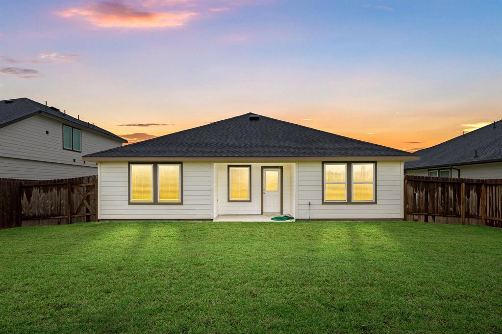 7438 Audubon Russet Drive, Richmond, Texas image 22