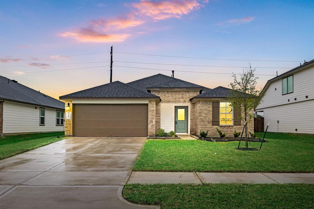 7438 Audubon Russet Drive, Richmond, Texas image 1