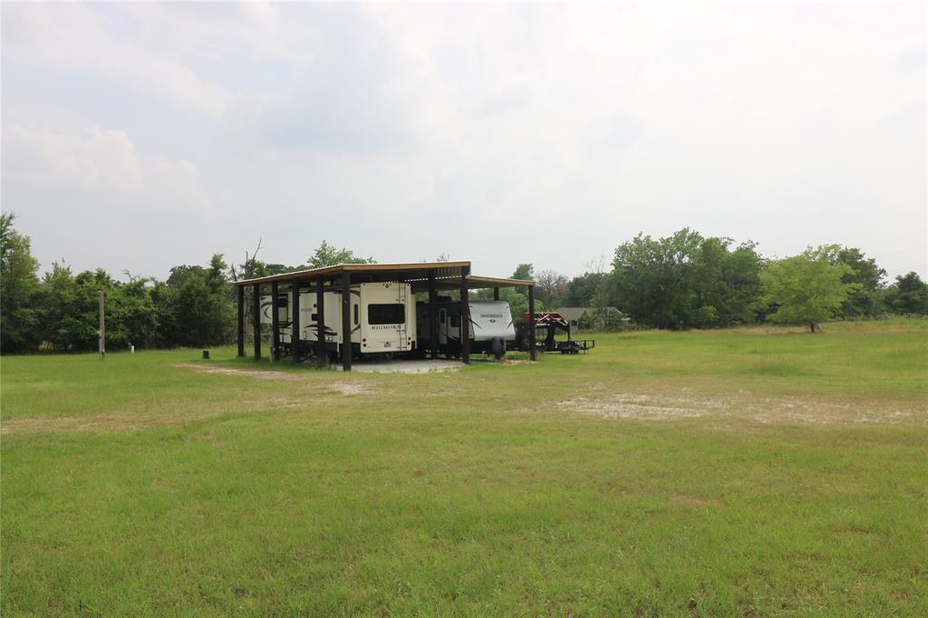 72 Julia Justice Road, Huntsville, Texas image 2