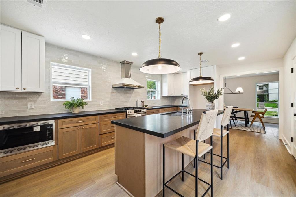 5511 Oak Trail Lane