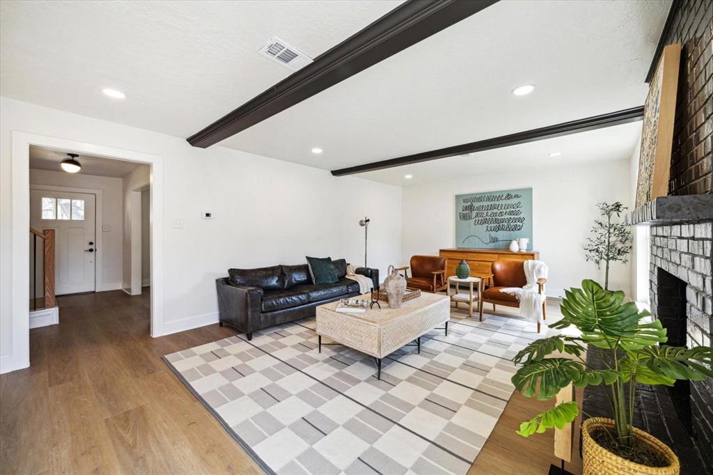 5511 Oak Trail Lane