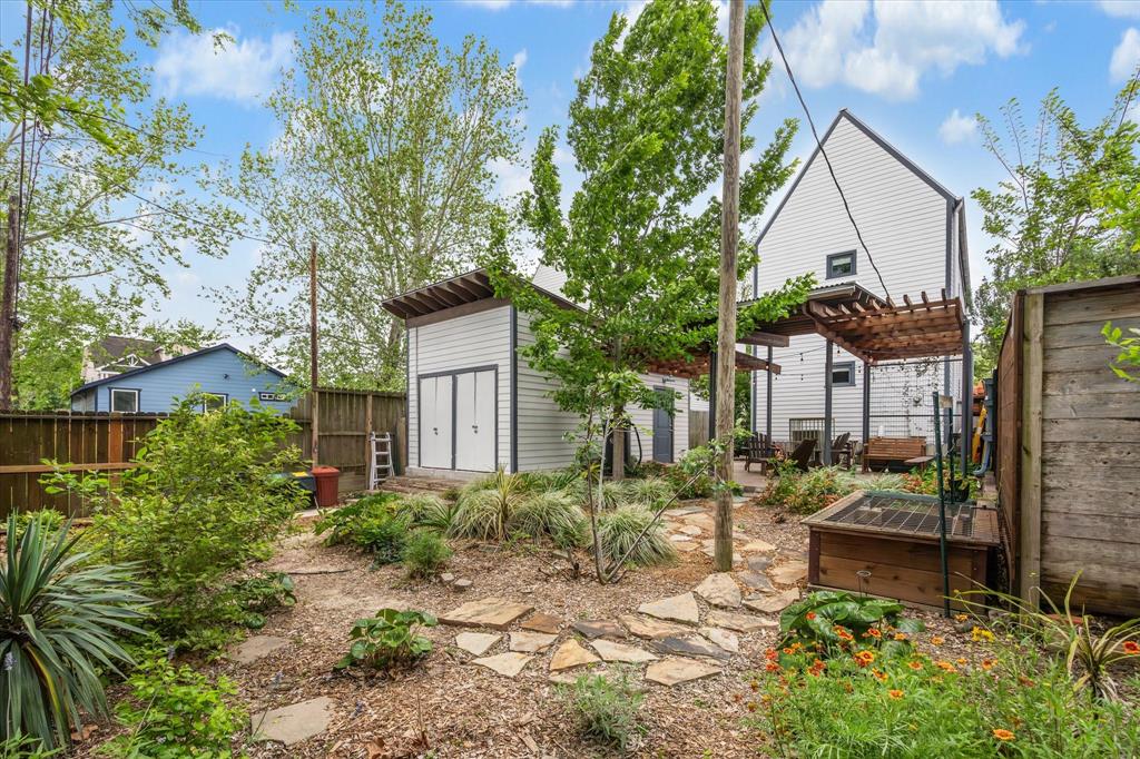 504 Walton Street, Houston, Texas image 22