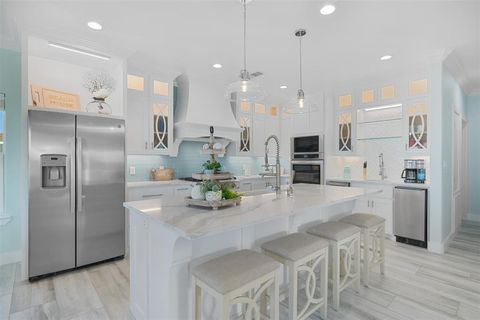 2601 Tide Drive Crystal Beach TX 77650
