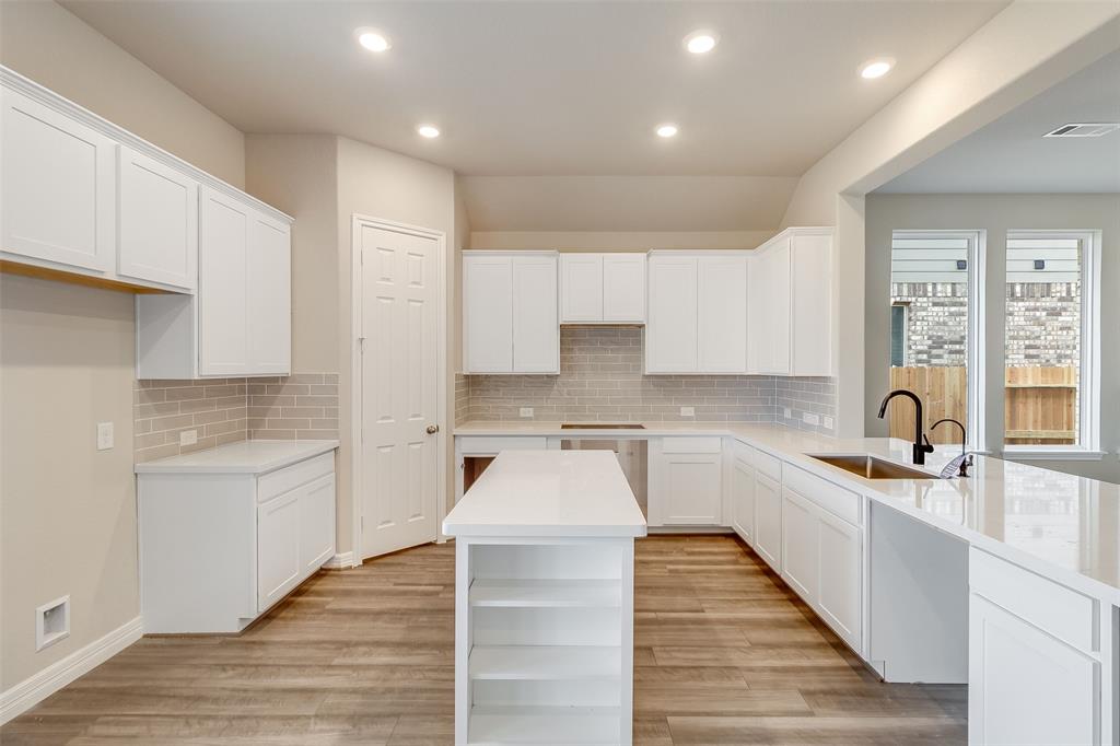 32030 Fernwood Mallow Court, Hockley, Texas image 11