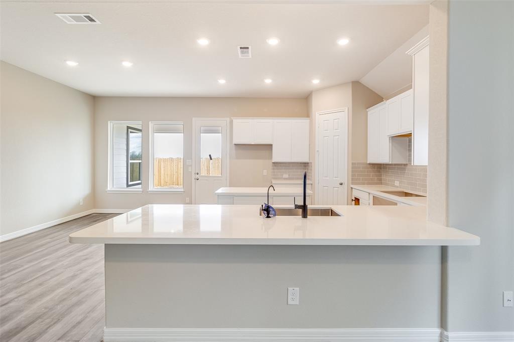 32030 Fernwood Mallow Court, Hockley, Texas image 10