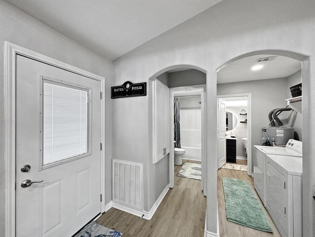 960 Crane Lane Ln, Crystal Beach, Texas image 11