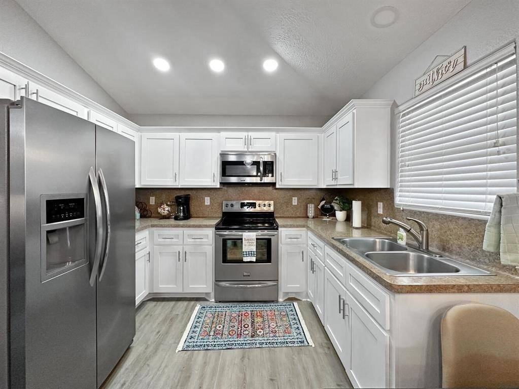 960 Crane Lane Ln, Crystal Beach, Texas image 8