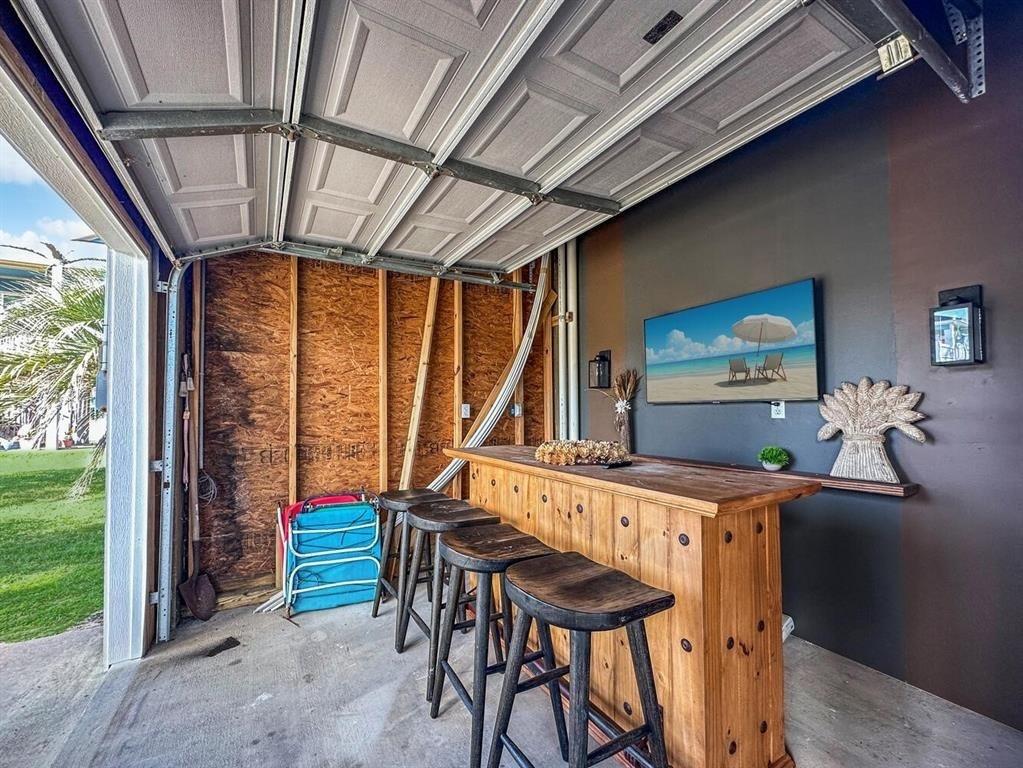 960 Crane Lane Ln, Crystal Beach, Texas image 23