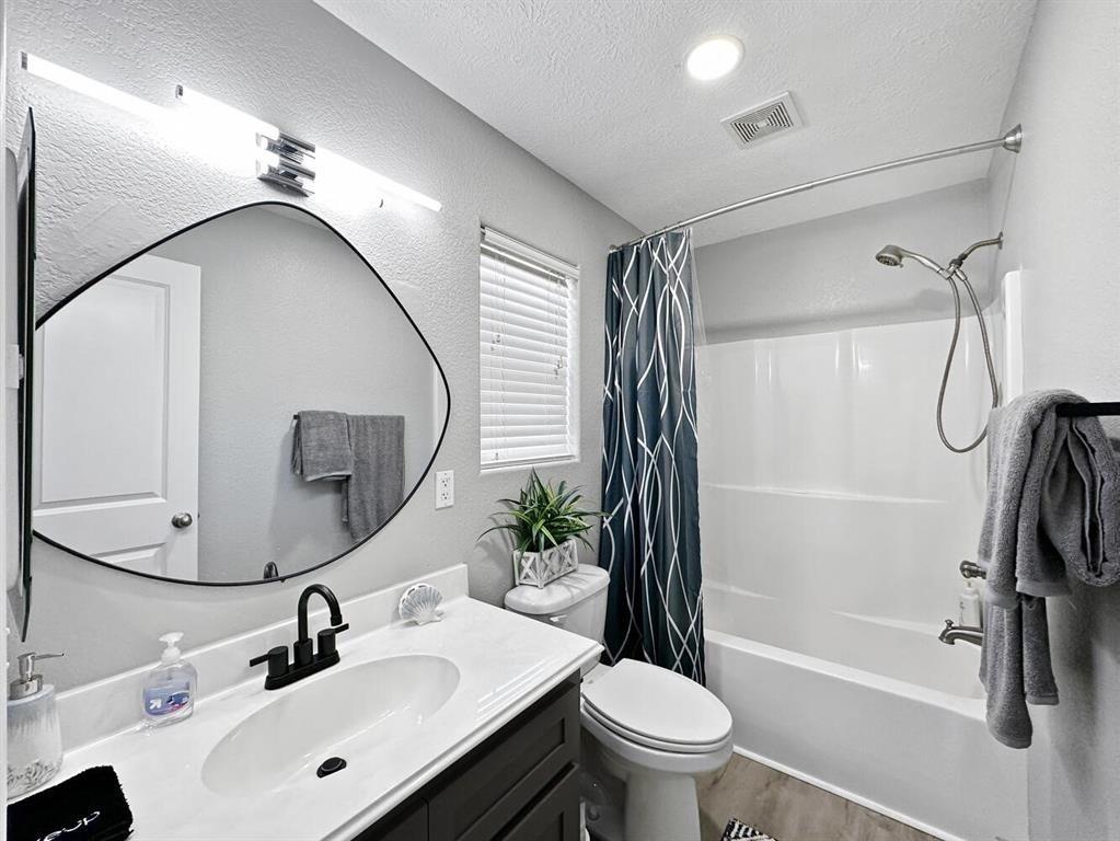 960 Crane Lane Ln, Crystal Beach, Texas image 12