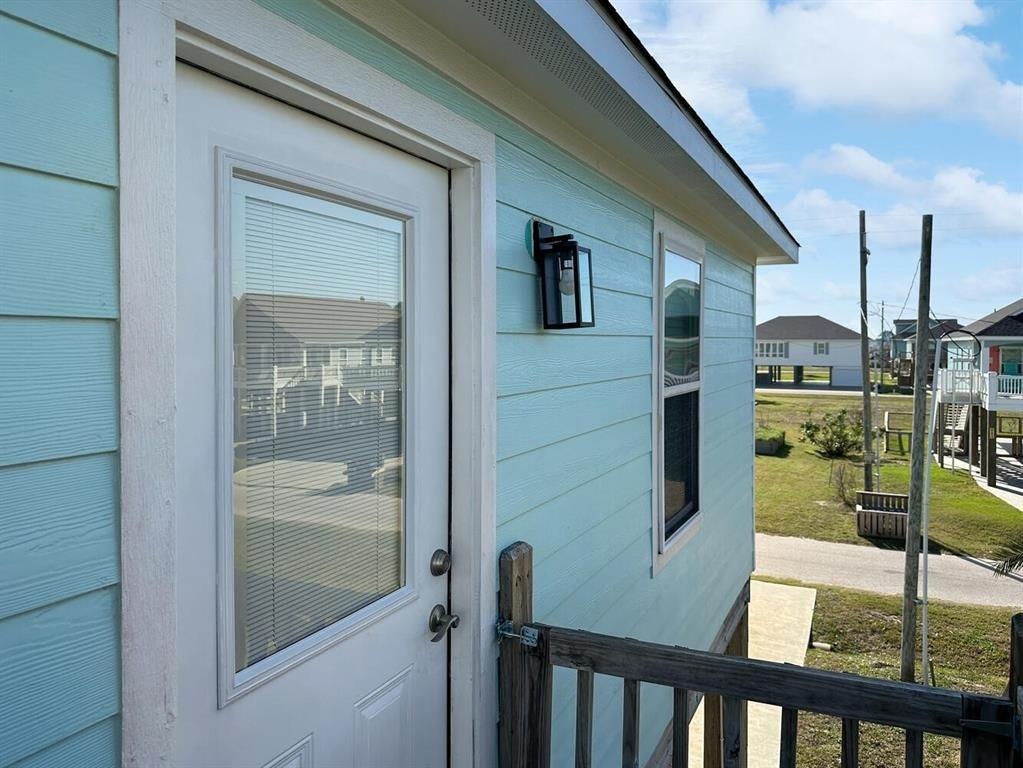 960 Crane Lane Ln, Crystal Beach, Texas image 19