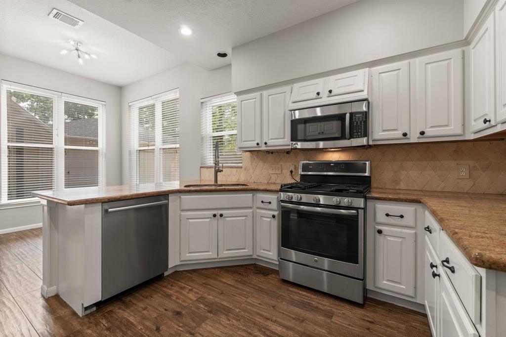 140 Twilight Place, The Woodlands, Texas image 13