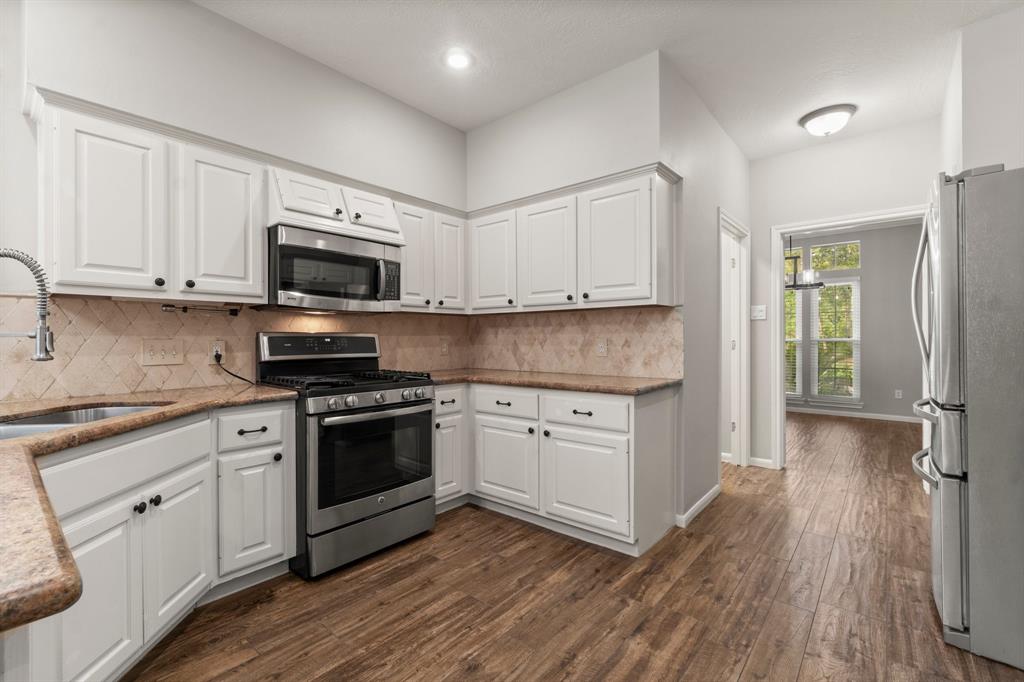 140 Twilight Place, The Woodlands, Texas image 11