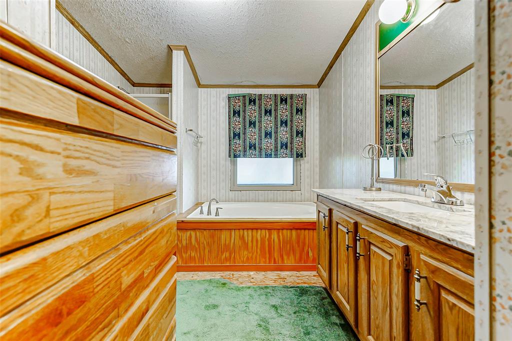 6611 Koeblen Road, Richmond, Texas image 24