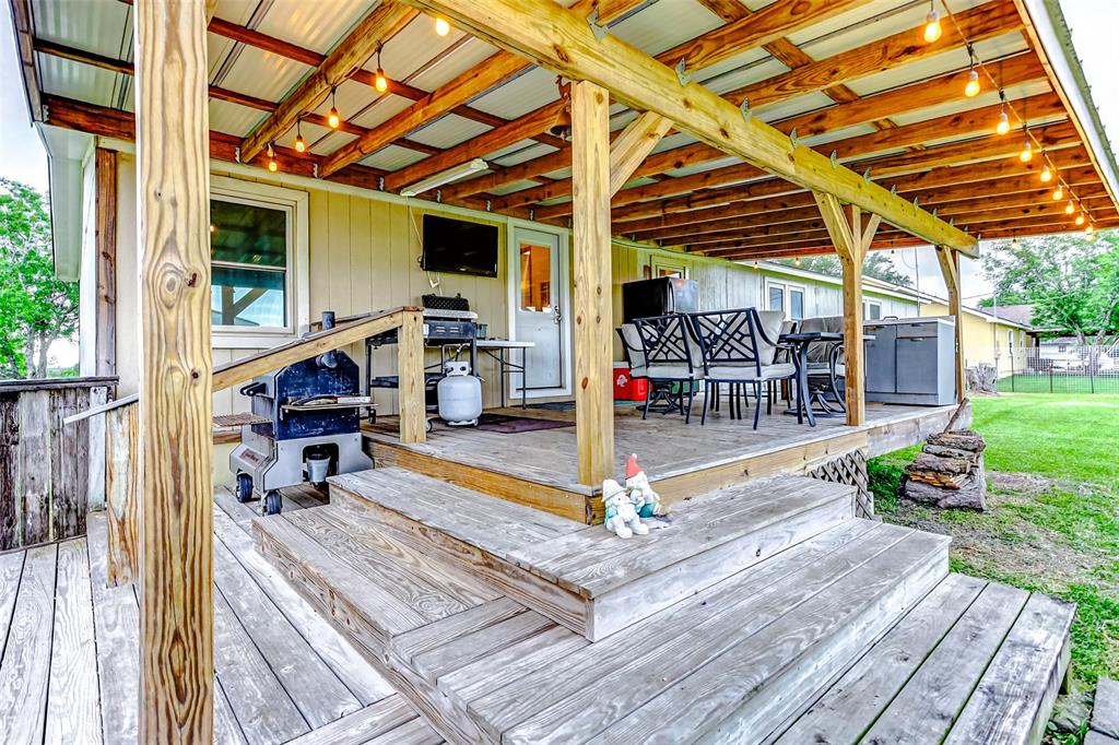 6611 Koeblen Road, Richmond, Texas image 12