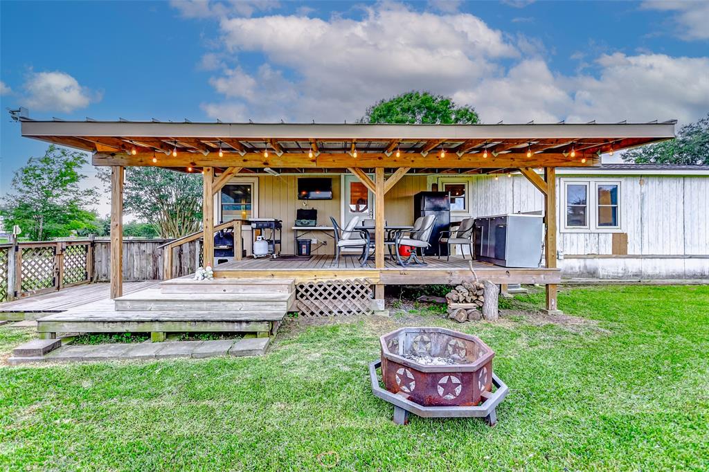 6611 Koeblen Road, Richmond, Texas image 11
