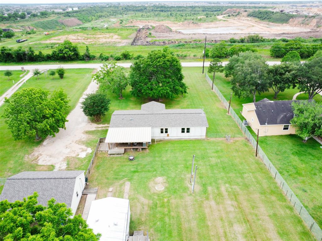 6611 Koeblen Road, Richmond, Texas image 7
