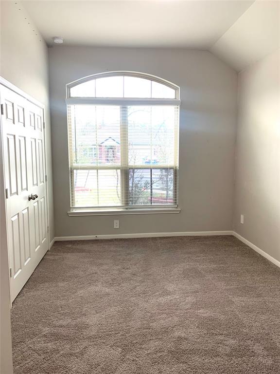907 Golden Willow Lane, Conroe, Texas image 25