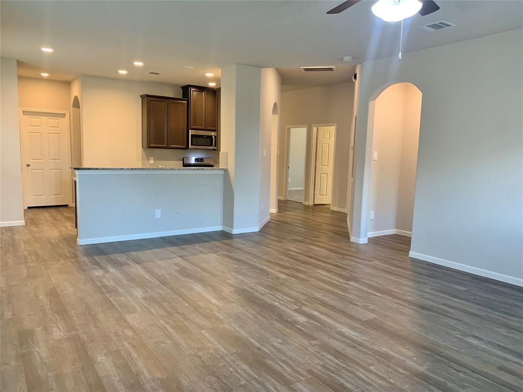 907 Golden Willow Lane, Conroe, Texas image 21