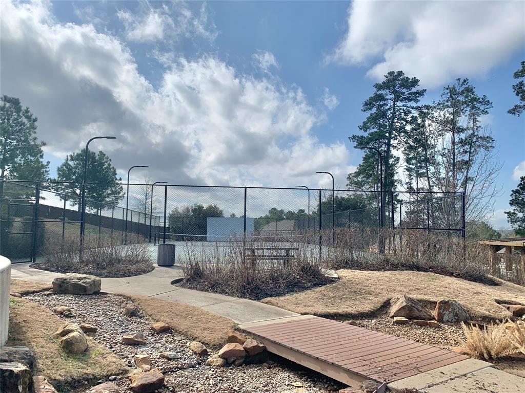 907 Golden Willow Lane, Conroe, Texas image 41