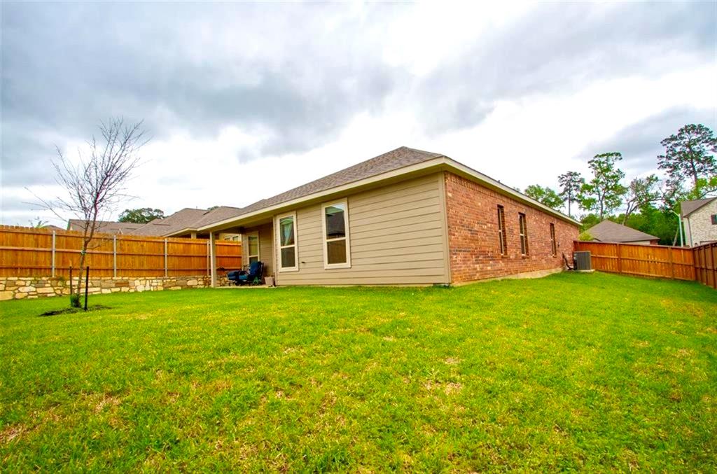 907 Golden Willow Lane, Conroe, Texas image 37