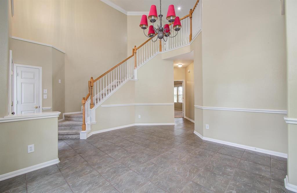 2107 Blue Water Bay Drive, Katy, Texas image 4